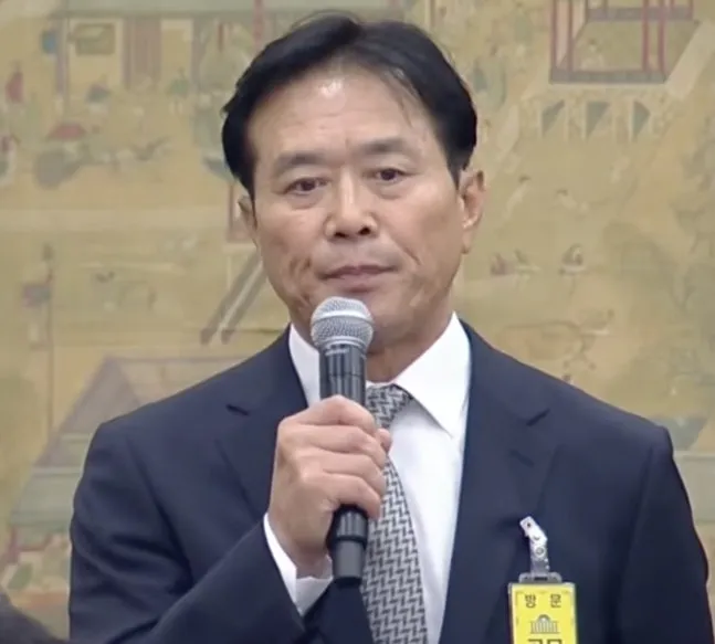 "지면 심판 욕하니까" 문진희 심판위원장, '월드컵 심판 0명' 지적에 '황당' 주장…"거기는 끼지 마시고" 태도 논란까지