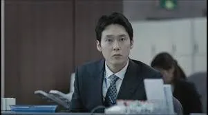 image.png 황해는 왜 보고 나서 해설을 찾아보게 되는가