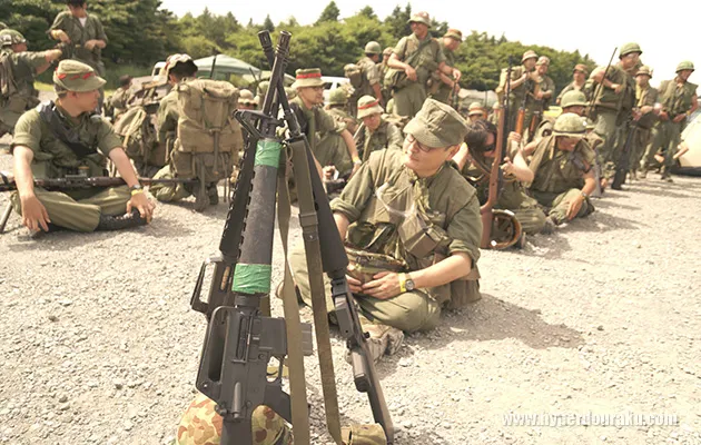 미 해병대는 M16A1 일본의 월남전 덕후들 수준(feat.후지산의 한국군 막사).jpg