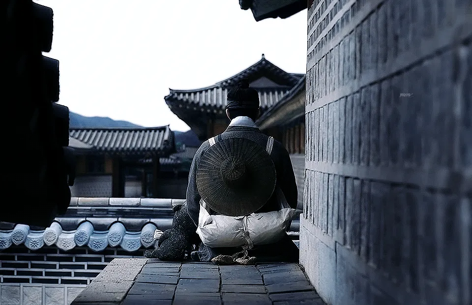 반응 꽤 좋은 넷플릭스 한국드라마 '동궁' 미장센(풍경미).gif