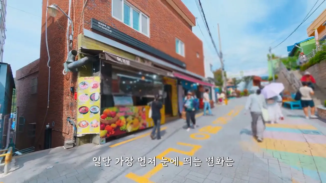 요즘 부산 관광지에서 벌어지고 있는 충격적인 변화.mp4_20260929_093907.623.jpg 지금 부산에 여행온다고 외국인들이 몰리는 이유