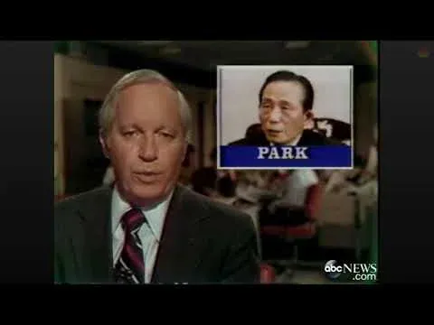 abc-news-frank-reynolds-report-on-assassination-of-park-v0-Lm-WkwlOXcvfVyKn5uVs6yT2_mErUmO6RDMq8UREcVc.webp 이집트 대통령 사다트와 오마 샤리프 : 죽음을 초월할 수 있는 거룩한 용기