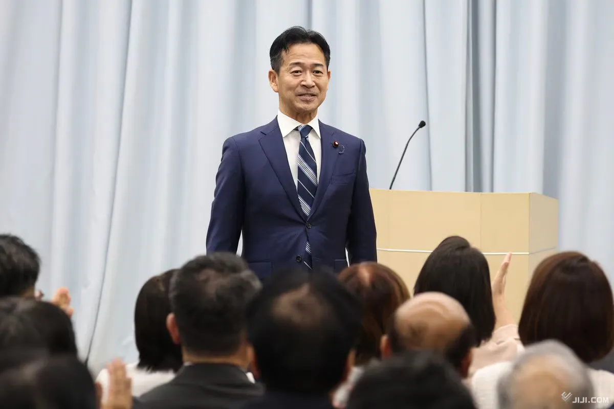 image.png 일본 원내정당 대표, "나는 한국계 혈통이다" 선언
