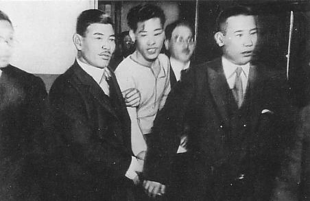 image.png 진짜 알수록 무슨 현실을 게임처럼 살다간 급의 인물
