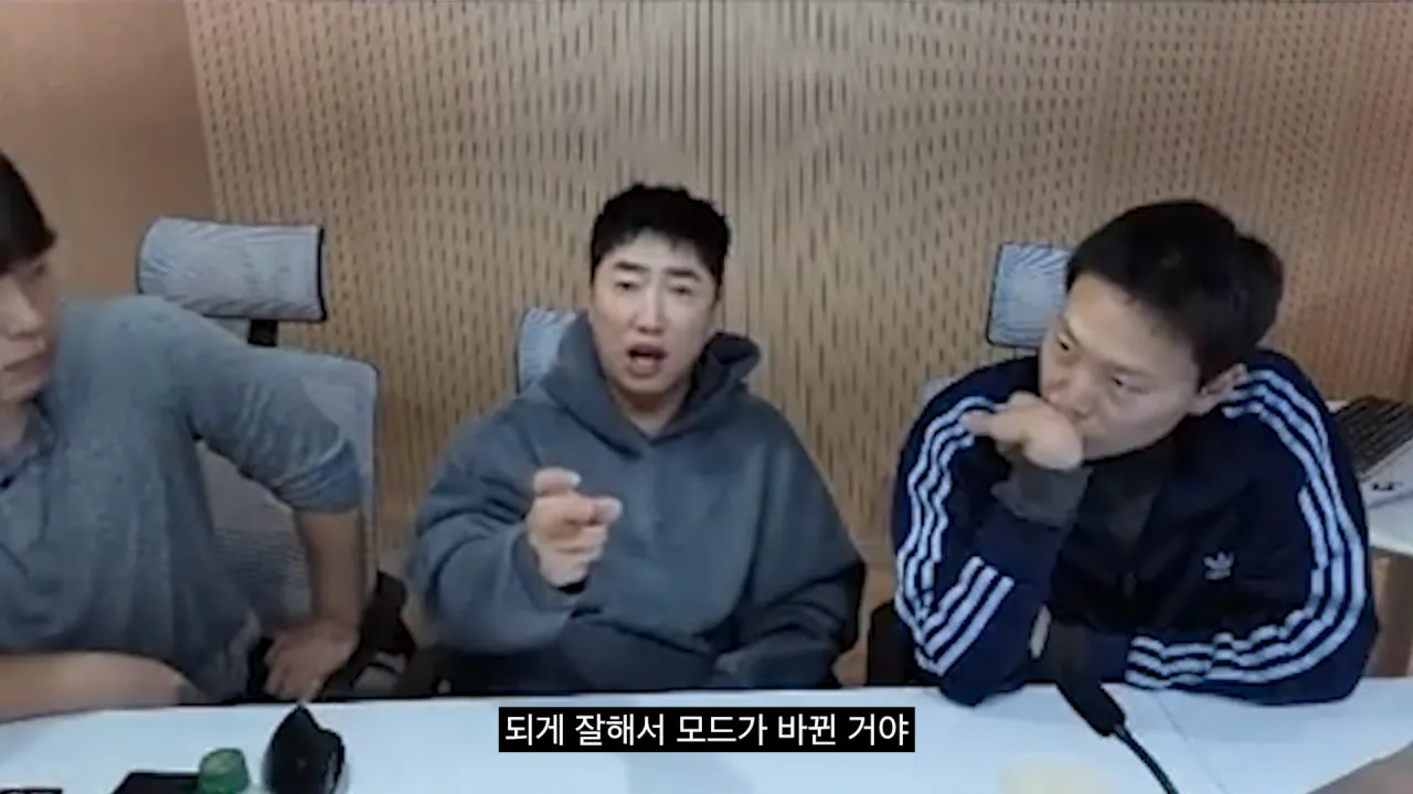 홍진호_ 오현민_ 유리사_ 장동민이 뽑은 최고의 상대 월드컵 19-22 screenshot.png 장동민이 말하는 홍진호가 최근 서바이벌에서 아쉬운 모습을 보였던 이유