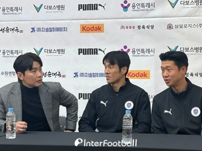 9347659992_3674493_99b983892094b5c6d2fc3736e15da7d1.jpeg.webp 이동국 근무태만 논란은 조금 더 확인해봐야함