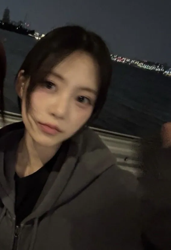 IMG_1852.jpeg 의외로 여친짤 장인이라는 리센느 멤버.jpg