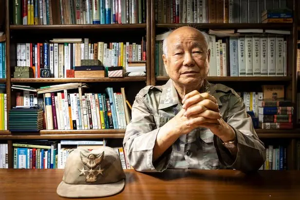 민병돈-장군.jpg 사조직 하나회 멤버이면서 강직한 군인이기도 했던 남자