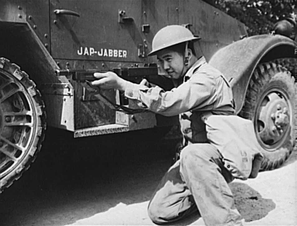 Halftrack-fort-knox-4.jpg 나는 중국혈통이다! 일본인이 아니다!