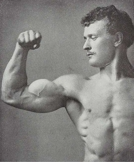 eugen-sandow.jpg 나치가 그리스-로마를 공식 미술로 채택한 이유...jpg