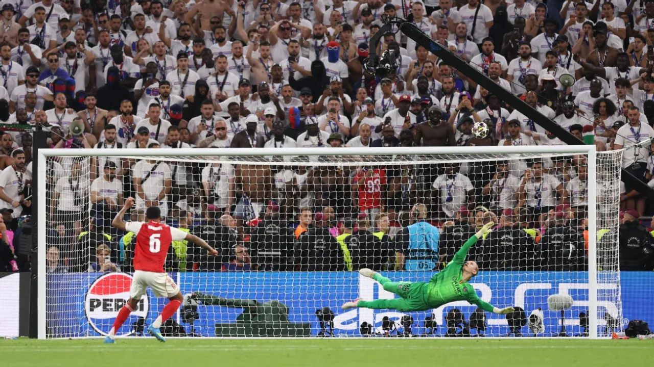 image.png [ESPN] 마갈량이스 : "아스날을 위해 페넬티킥을 찰 준비가 되어 있다. 다시 기회가 주어진다면 나설 것"