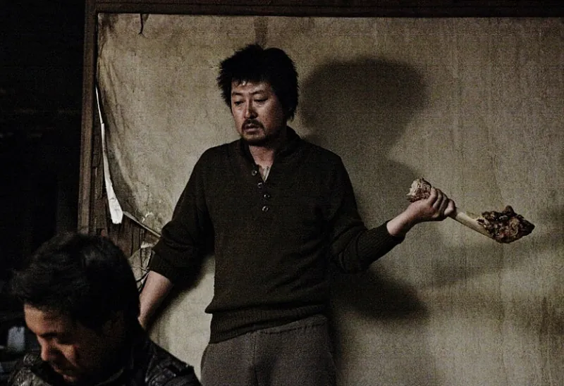 image.png 황해는 왜 보고 나서 해설을 찾아보게 되는가