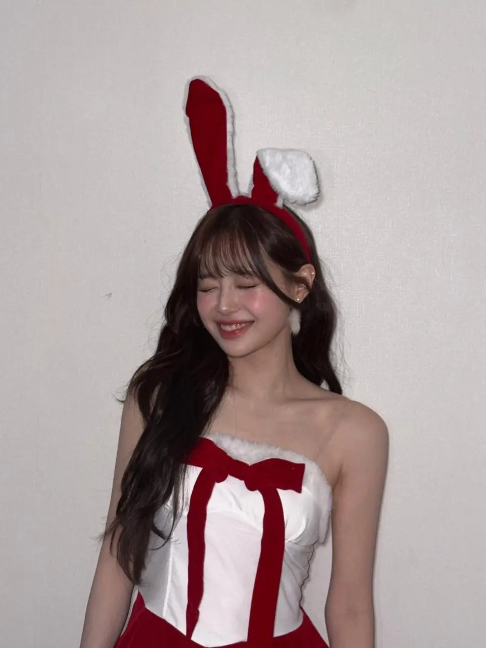 ㅇㅎ) 산타 바니걸 츄.gif