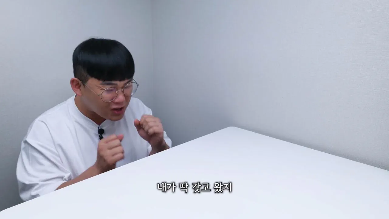 레전드 캪틴큐 진짜 이틀뒤에 일어나나 캡틴큐.mp4_20261015_111350.377.jpg 11년만에 리메이크 했는데 초심잃은 제품...