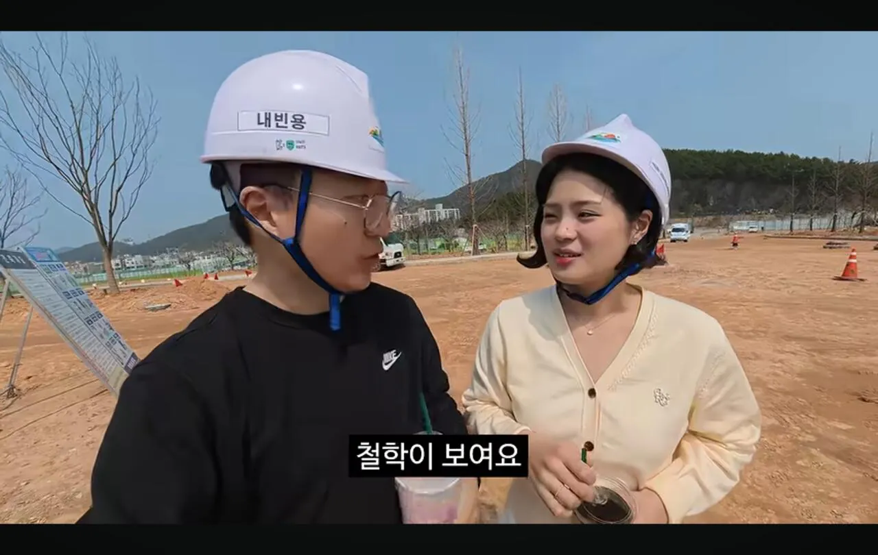 Screenshot_20260922_081550_YouTube.jpg ์ฌ์ ์ฌ ๋ฐ๋ํ ์ค๋น ํ์ฅ์ ๋ณด๊ณ ๊น์ ํ๊ฐ ์ถ์ฒํ์๋ ์ปจํ
์ธ