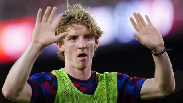 1.jpg [Sport] 스페인 선수들에게 매료된 고든: "가끔은 '저걸 대체 어떻게 본 거지?'라는 생각이 든다."