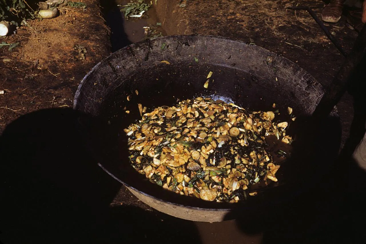 e_pow-meal-1952_15866157330_o.jpg 희귀사진(KOREA, 1952)