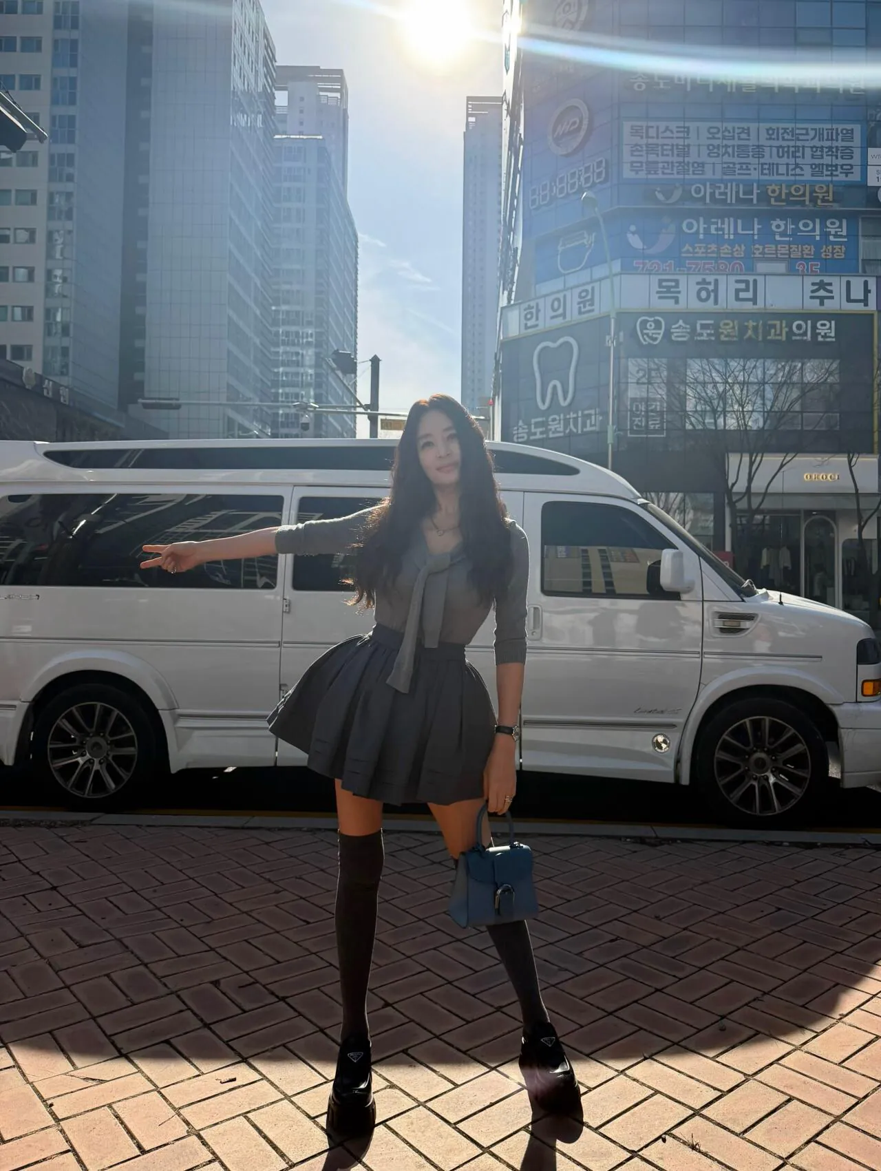 ㄹㅇㅏㅓ.jpg 김혜수 ITZY 유나 같은 옷 다른느낌 ㄷㄷ
