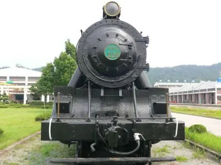 1000036295.jpg 잘못된 문화재 보존의 예시.jpg