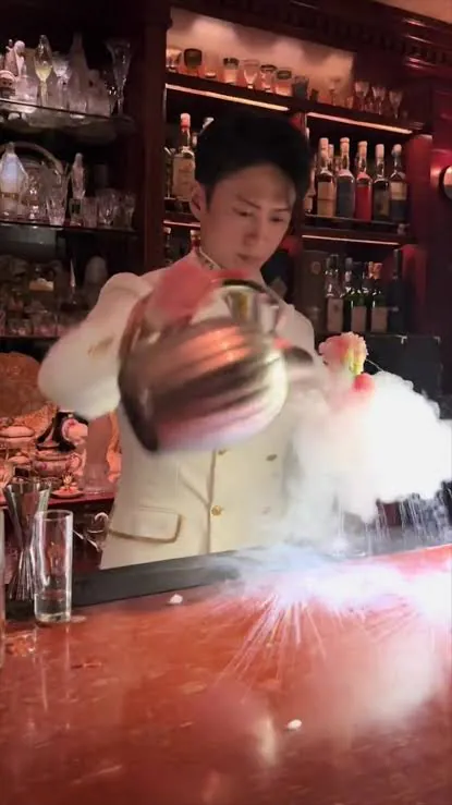 image.png 숏츠 사무라이 바텐더 '유조 코마이'이야기