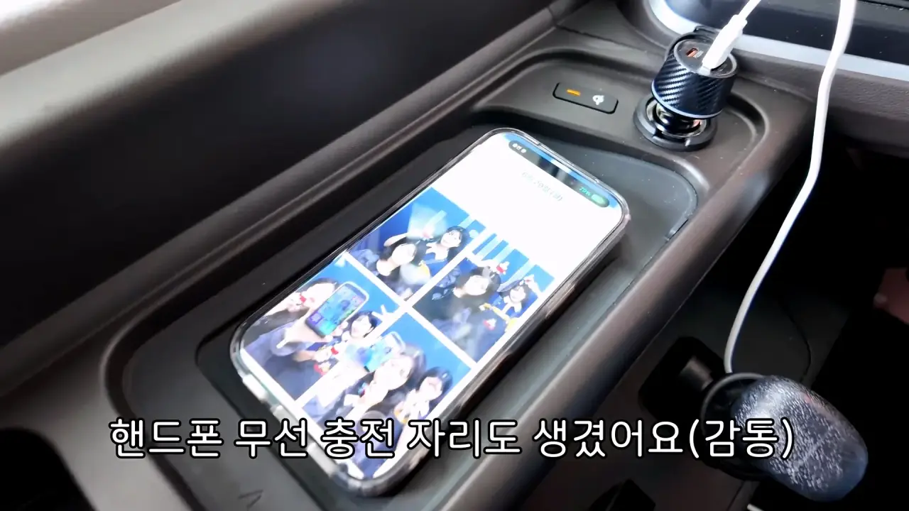 1000054693.webp 7억짜리 언박싱하는 20대 여성
