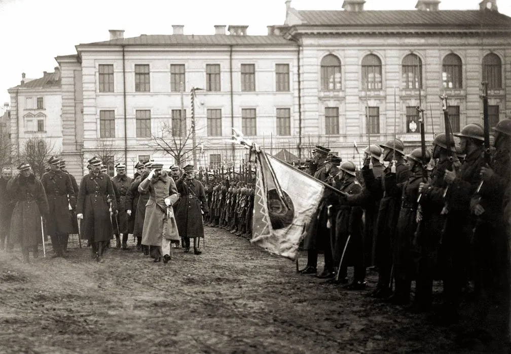 Wilno_1919_Piłsudski.jpg 스테판 반데라라는 괴물은 어떻게 탄생했을까? (1)