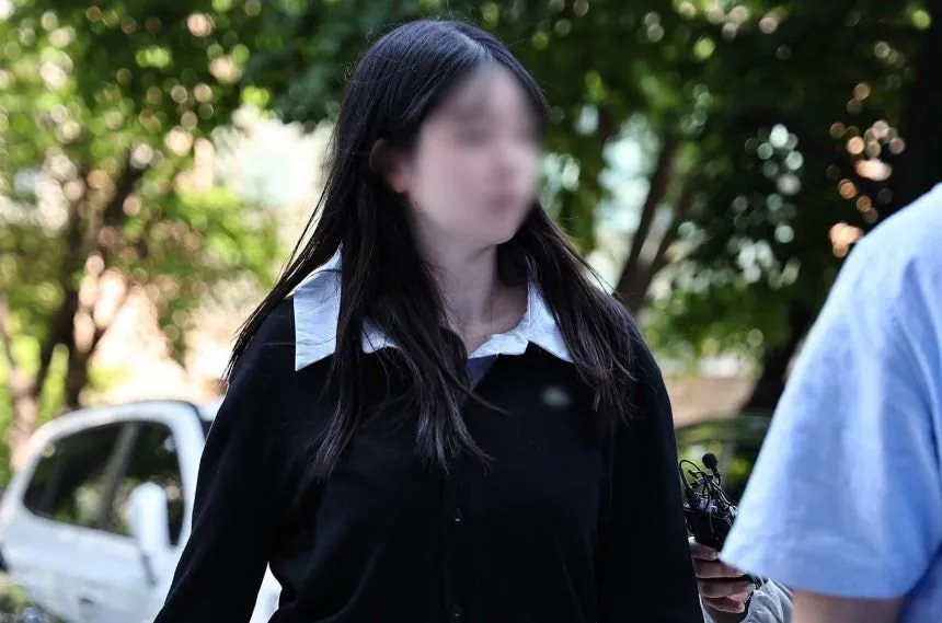 모텔 출산 살해녀 사진