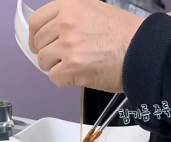 image.png 막창구이 맞춤 소스를 즉흥 개발하는 백종원 ㄷㄷ