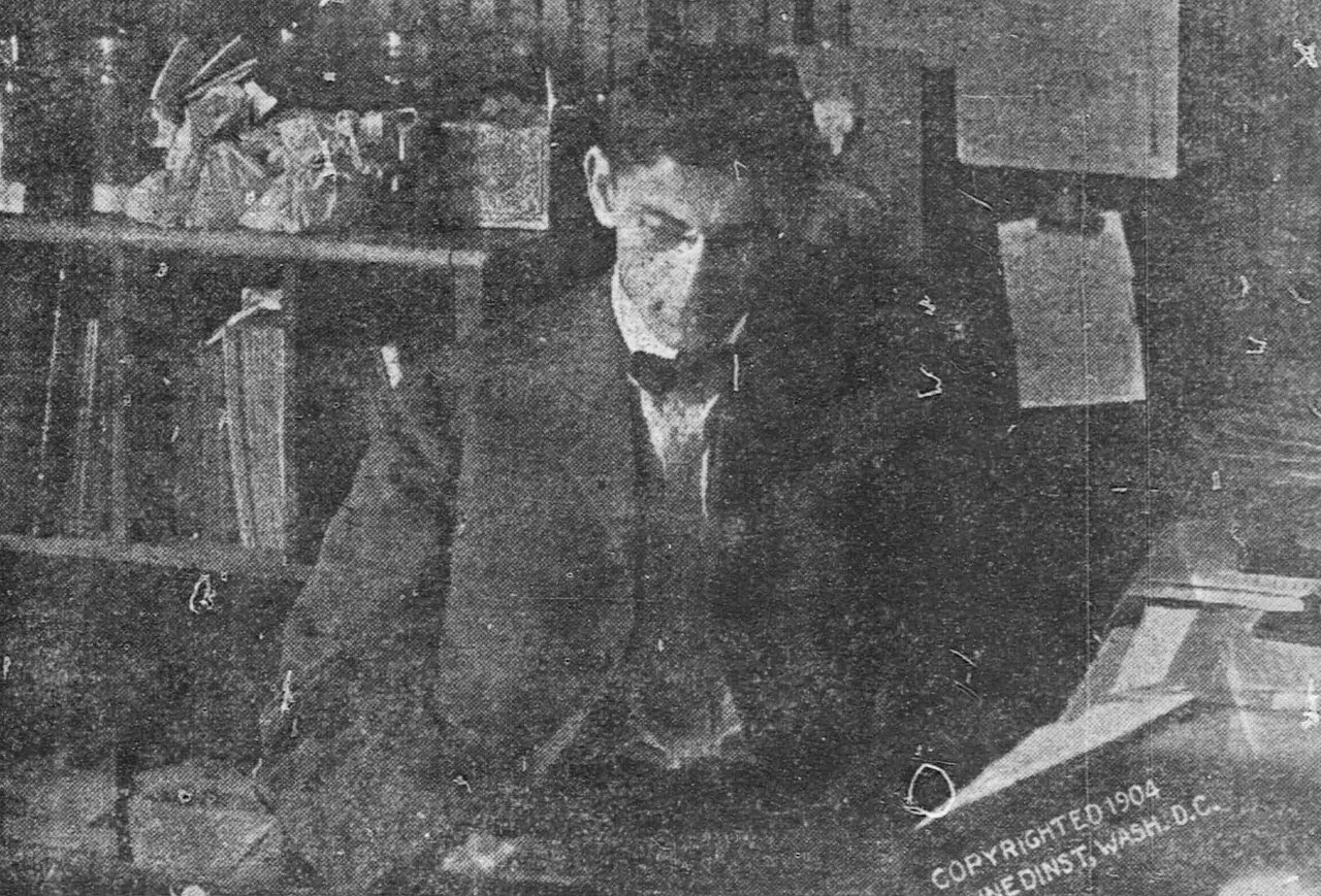 Guy_N._Collins_1904_(cropped_2).jpg 우리가 먹는 찰옥수수에 관한 의외의 사실