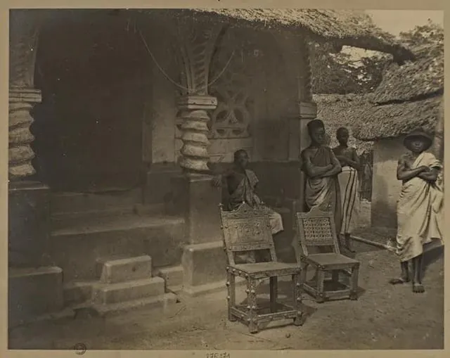 some-unknown-examples-of-pre-colonial-west-african-v0-w3kebd9brpvd1.jpg 스압) 19-20세기 서아프리카 건축물