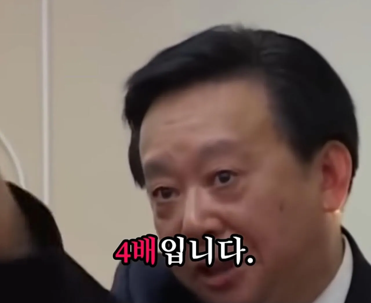 1000122589.jpg 중국 공산당원을 상대로 팩트 폭격을 날리는 중국인 교수