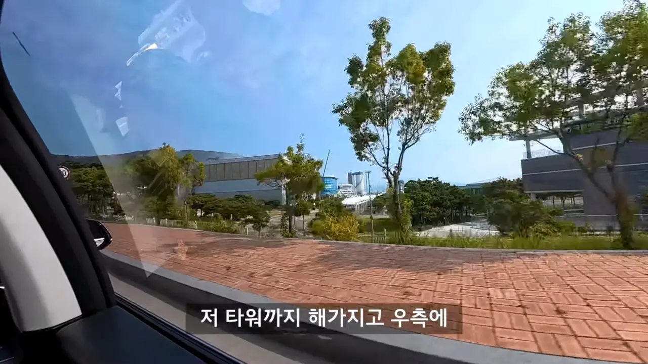 1000072141.webp 여수에 있다는 4,000억 쓰고 방치되고 있다는 건물