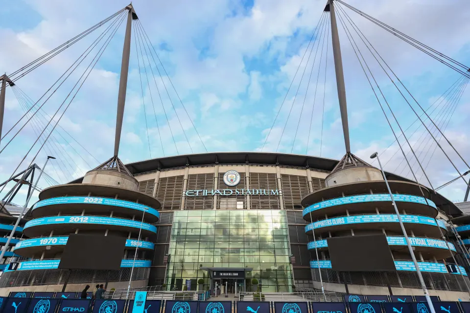 image.png [더선] 노동당 의원들, UAE·맨시티서 항공편·축구 티켓 등 약 £300k 상당 ‘공짜 혜택’ 받아 논란