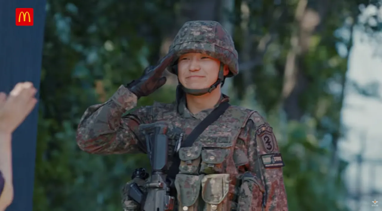 국방부와 맥도날드의 비밀작전 (50).png 국방부와 맥도날드가 준비한 비밀작전
