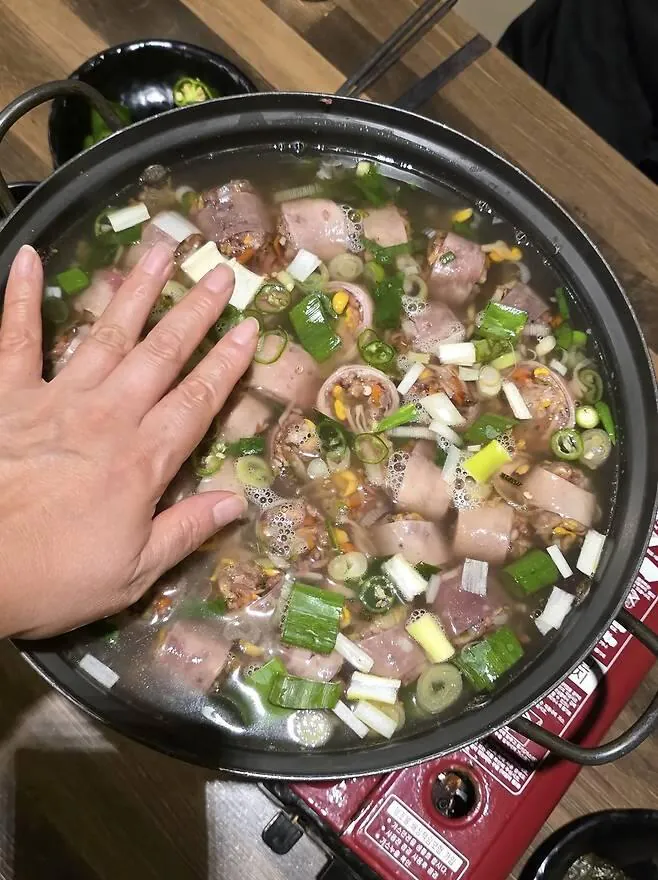 1000053844.jpg 논란의 담양 순대국밥집의 1인분 포장