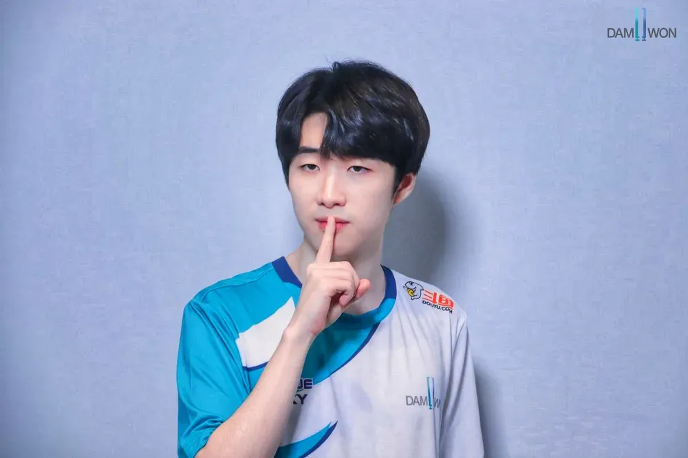 1000044761.webp 딮국사 이야기 3편(다음편에 꼭 완결)