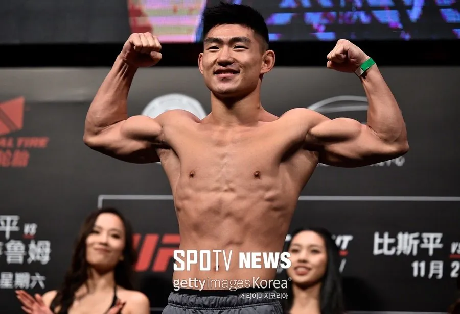1000147915.jpg 실시간 UFC 중국 홈타운에서 슈퍼스타의 탄생 ㄷㄷㄷㄷ