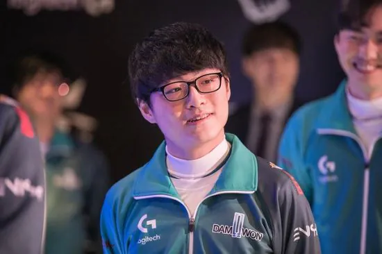 image.png 딮국사 이야기 1편