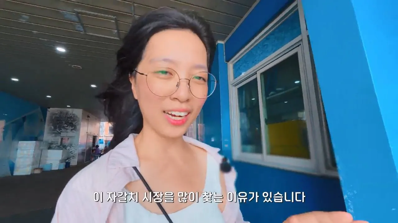 요즘 부산 관광지에서 벌어지고 있는 충격적인 변화.mp4_20260929_094424.926.jpg 지금 부산에 여행온다고 외국인들이 몰리는 이유