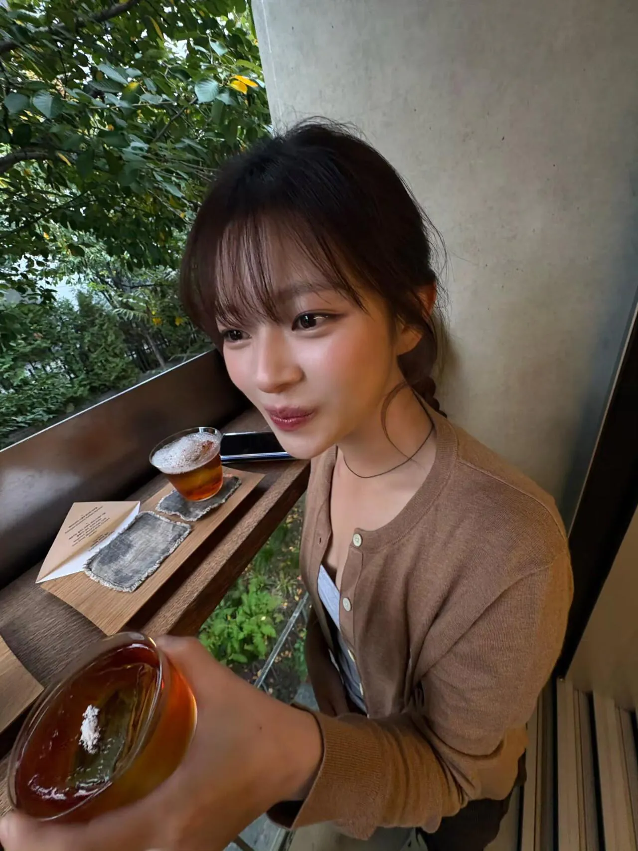 jungyeon-20261011-223010-018.jpg ํธ์์ด์ค ์ ์ฐ ์ค๋์.jpg