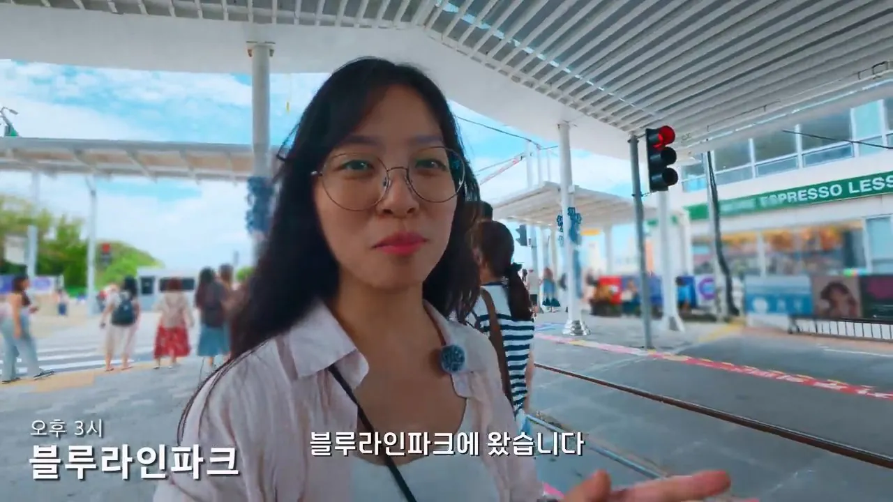 요즘 부산 관광지에서 벌어지고 있는 충격적인 변화.mp4_20260929_095019.318.jpg 지금 부산에 여행온다고 외국인들이 몰리는 이유