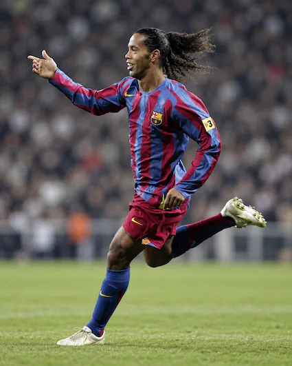 ronaldinho.png 21세기 윙어 득점 순위 TOP 15 (5대리그 클럽 + A매치)