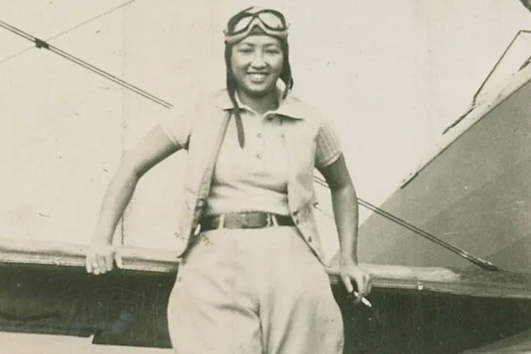 Hazel-Ying-Lee-International-Womens-Month-900x600.webp 나는 중국혈통이다! 일본인이 아니다!