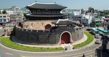 1000038697.jpg 의외로 출생지가 중화민국인 원로배우.jpg