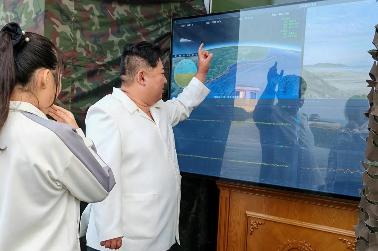 50351.jpg 한국군보다 훨씬 앞서나가는데 성공한 북한군 미사일...jpg