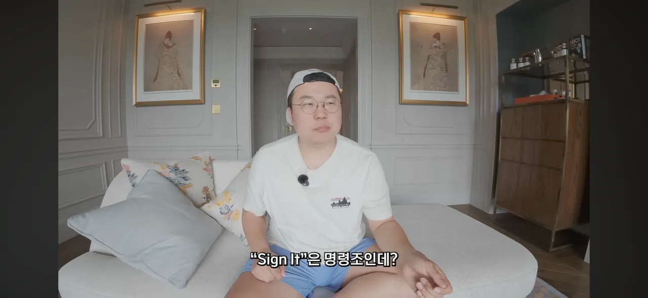 IMG_8778.png ์๊ตญ ์ด๊ณ ๊ฐ ํธํ
์์ ์ธ์ข
์ฐจ๋ณ ๋นํ ์ฌํ์ ํญ