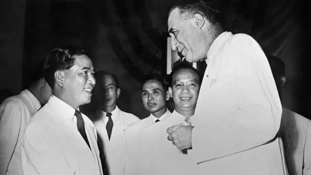 _98584685_gettyimages-847894794.jpg.webp 프랑스령 인도차이나의 마지막 날들 (1955~1956)