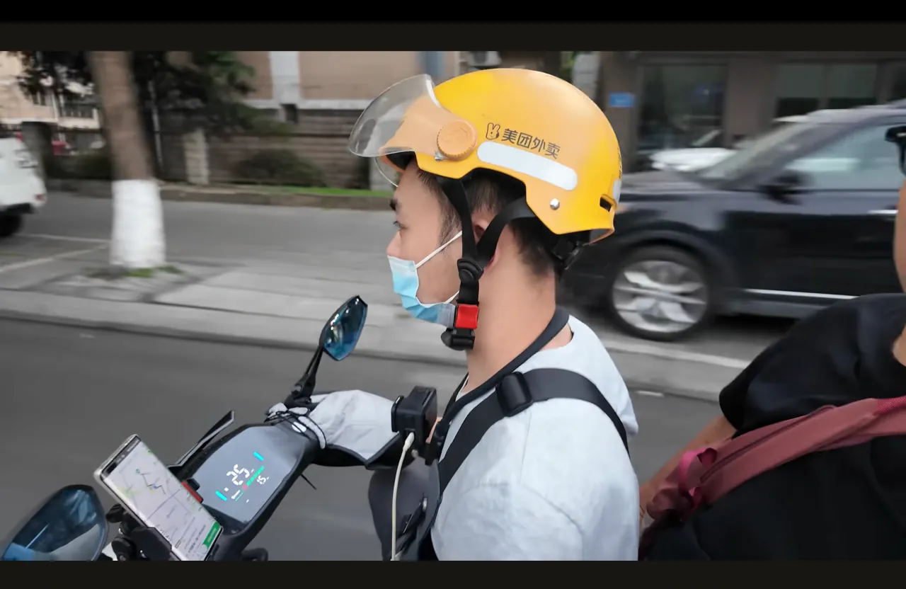 스크린샷 2026-07-22 오후 5.29.11.png 어느 중국인 프리랜서 개발자의 하루.