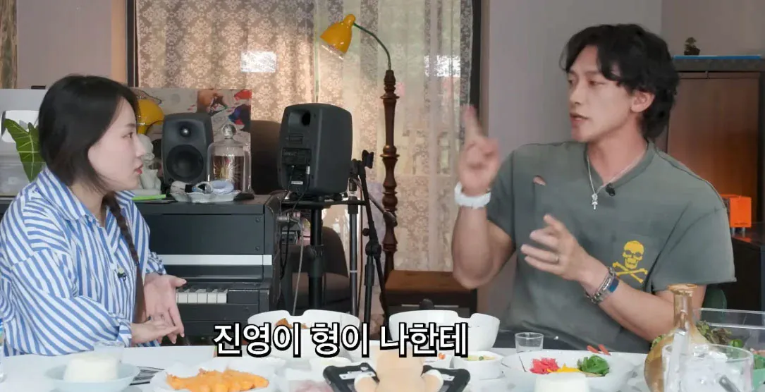 image.png 비가 20년째 지키는 박진영의 조언.jpg