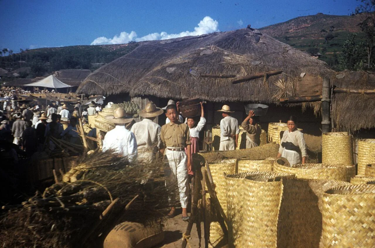 e_basket-sellers1952_15431217564_o.jpg 희귀사진(KOREA, 1952)